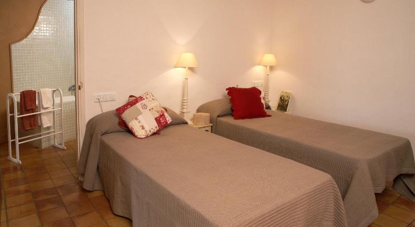 Hotel la Plaça Madremanya Extérieur photo