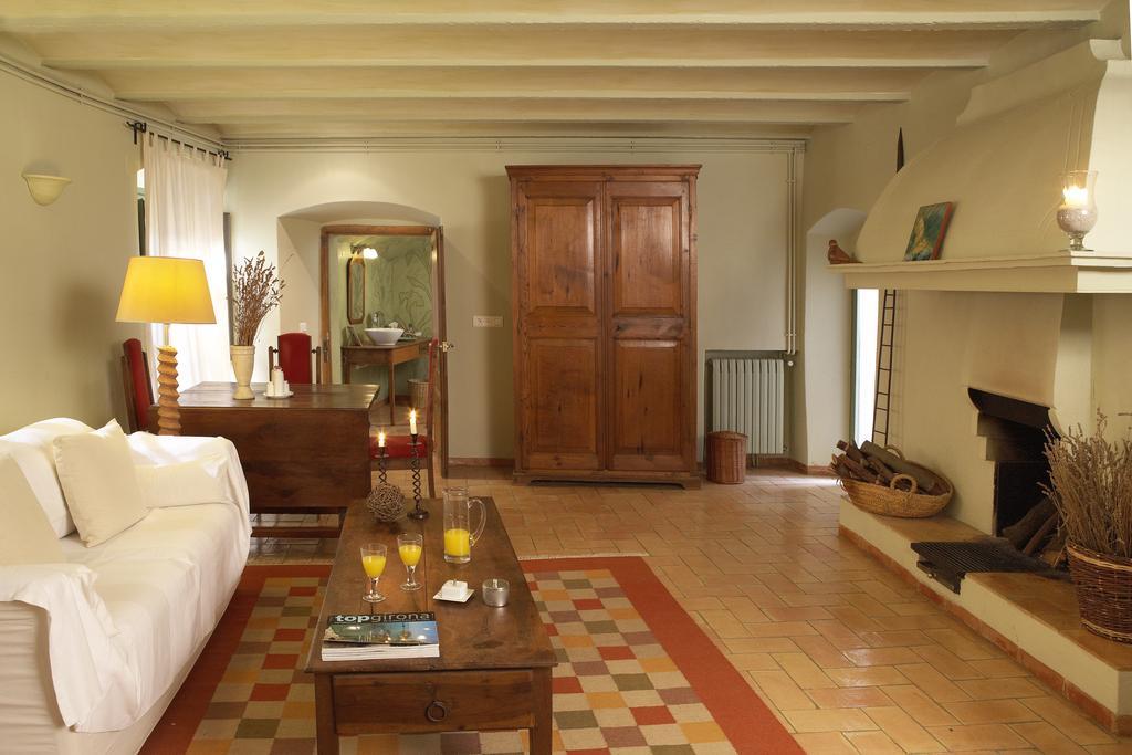 Hotel la Plaça Madremanya Extérieur photo
